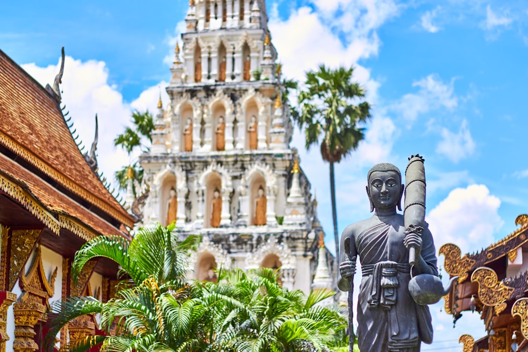 Harnessing Opportunities: Building a Thriving Business in Thailand’s Vibrant Market