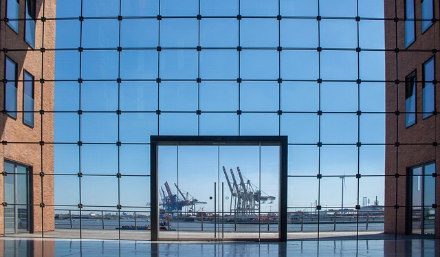 Finding Reliable House Sitters: Benefits and Tips for Homeowners